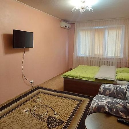 Nice Apartment Kyiv Exterior photo